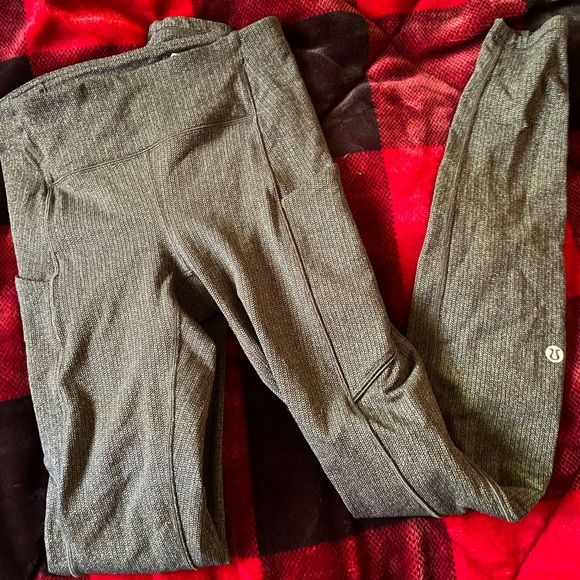 Lulus - Picture 1 of 2